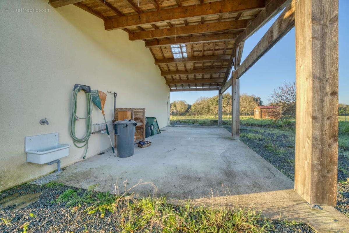 Maison à SAINT-SAVINIEN