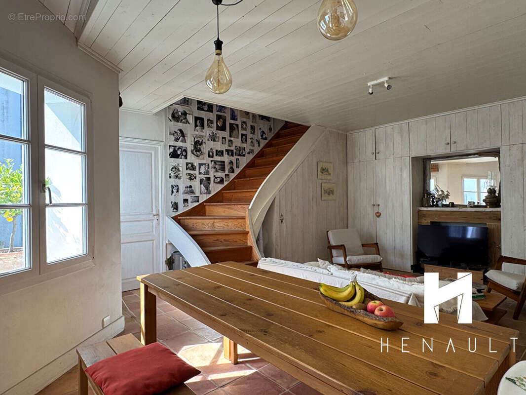 Maison à LE BOIS-PLAGE-EN-RE