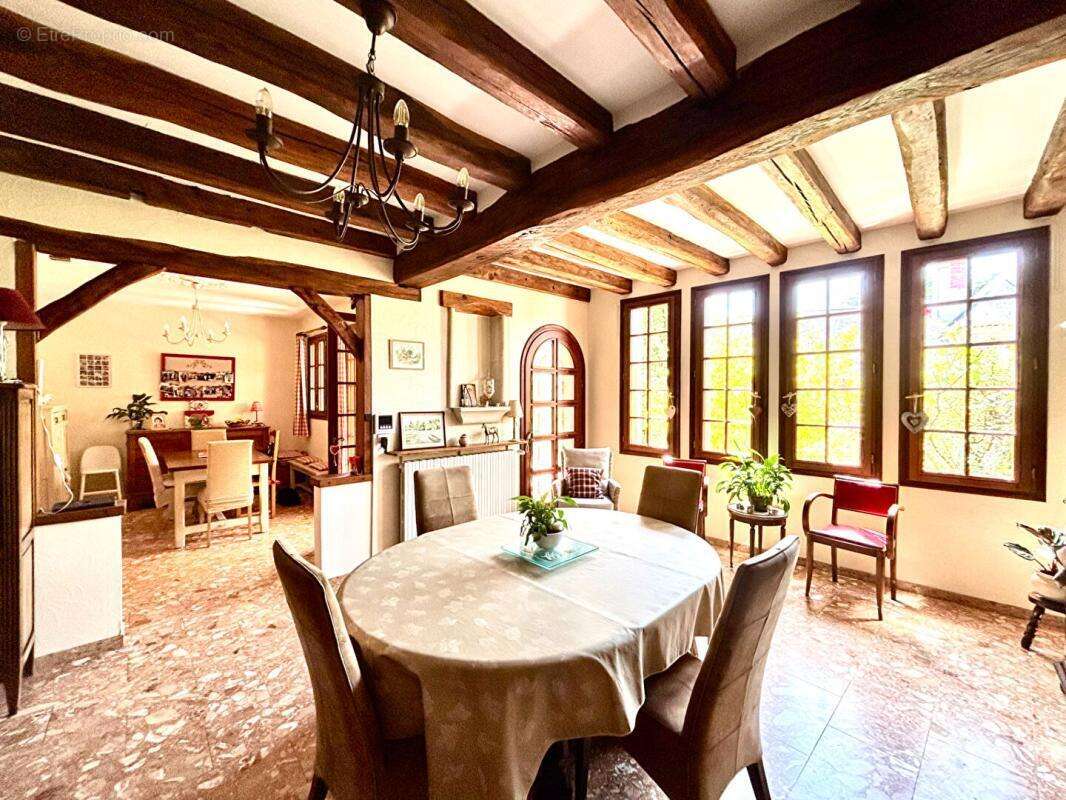 Maison à BREZE