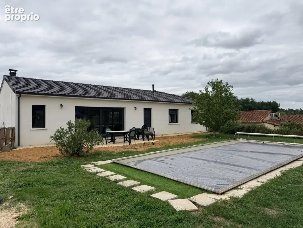 Maison contemporaine avec piscine, garage et deux studios - photo 17