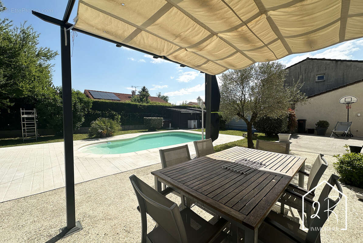 Maison à COMMUNAY