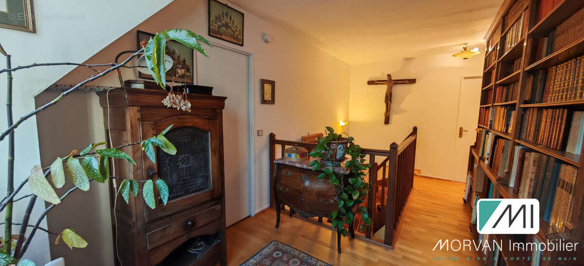 Maison à LES ESSARTS-LE-ROI