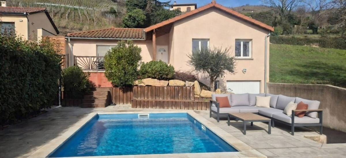 Maison à AMPUIS