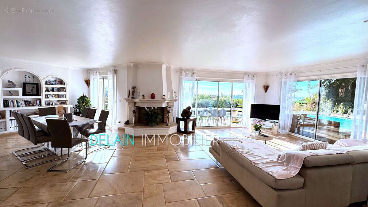 Maison à CAGNES-SUR-MER