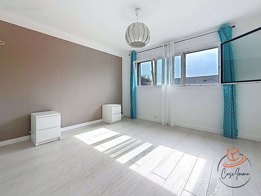 Maison Peron 6 pièce(s) 160 m2 - photo 8