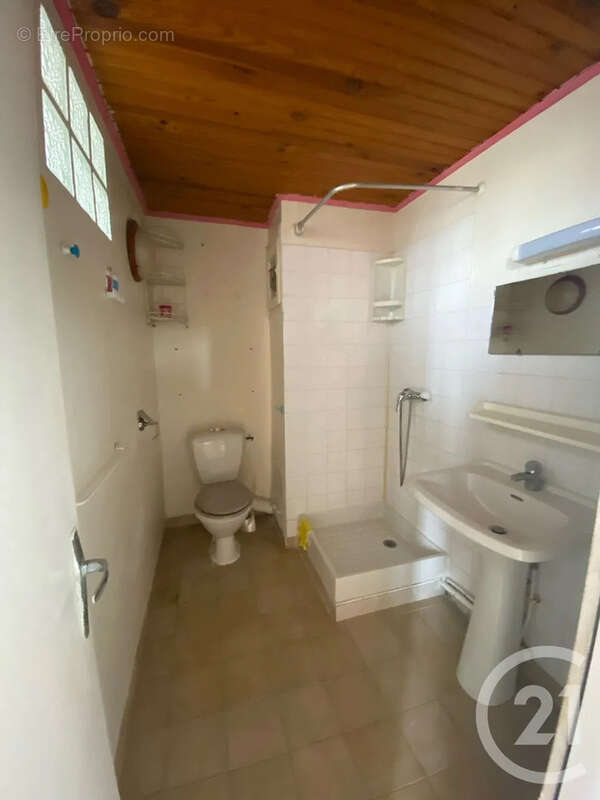 Appartement à MARSEILLE-4E