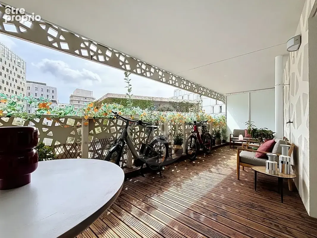 Montpellier - T2 de 37 m² avec terrasse de 17 m² sur le bassin Jacques Coeur - photo 2