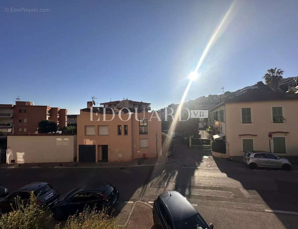 Appartement à ROQUEBRUNE-CAP-MARTIN