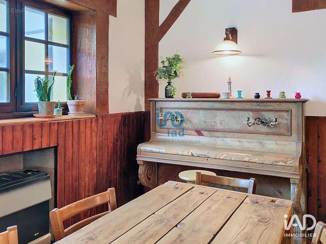 Photo 7 - Commerce à SAINT-MARTIN-SUR-OCRE