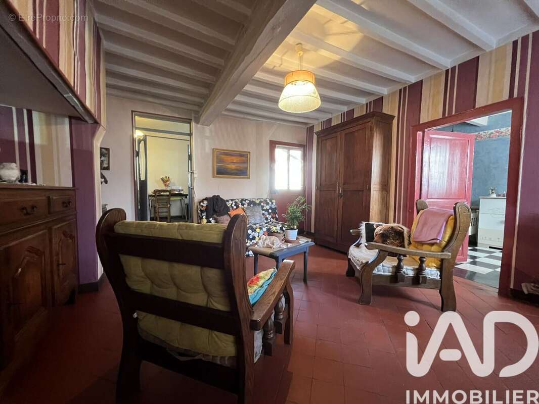Maison 104 m² à Neuville-Coppegueule  - photo 3