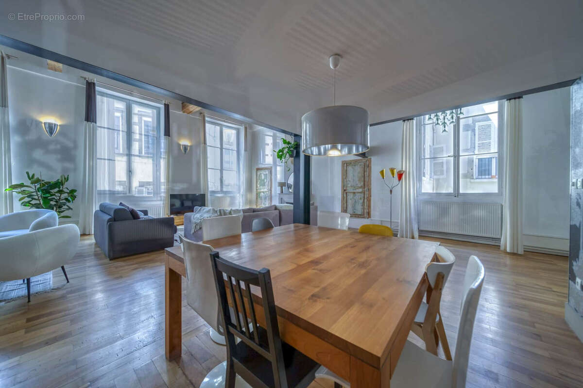 Appartement à GRENOBLE