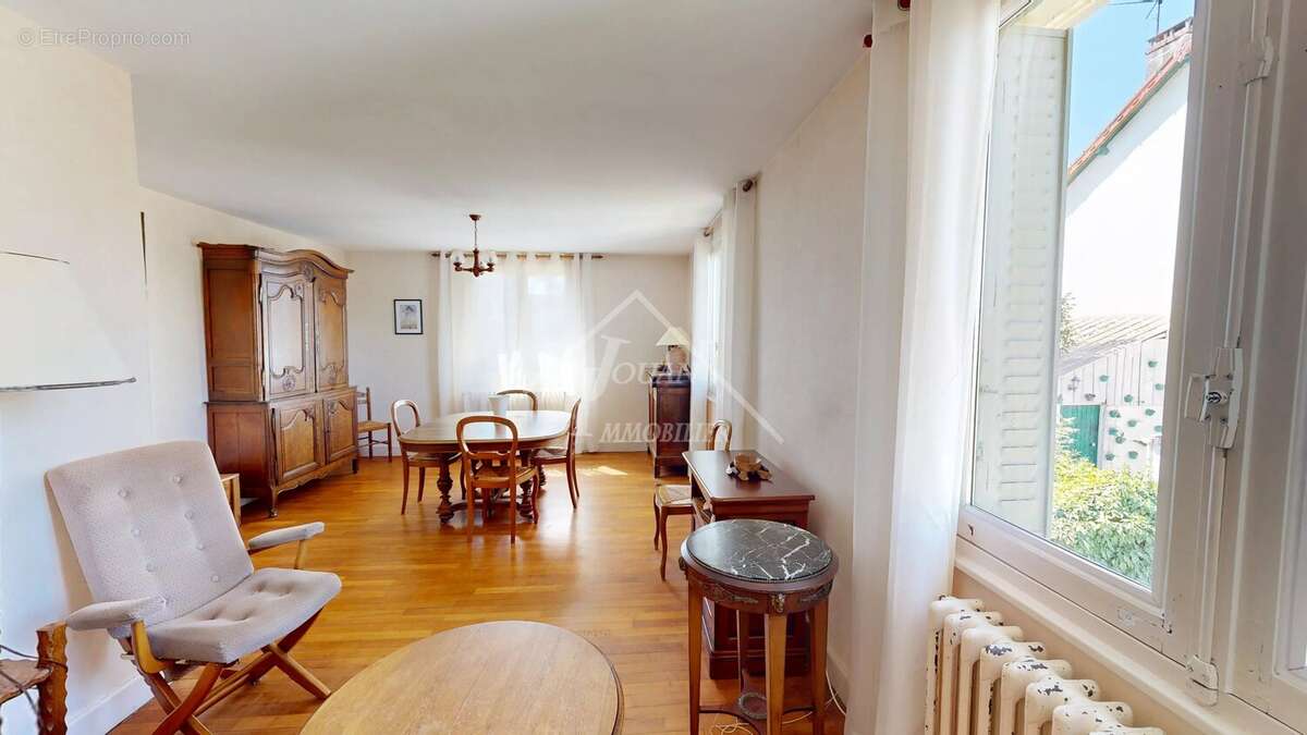 Pavillon de plain-pied sur sous-sol avec 1 300 m² de terrain à Bourbon-l'Archambault - photo 6
