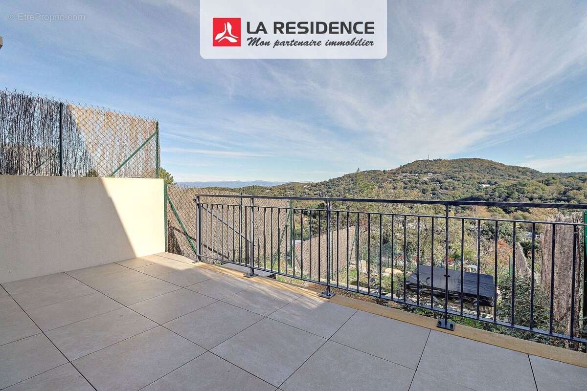 Maison à LA GARDE-FREINET