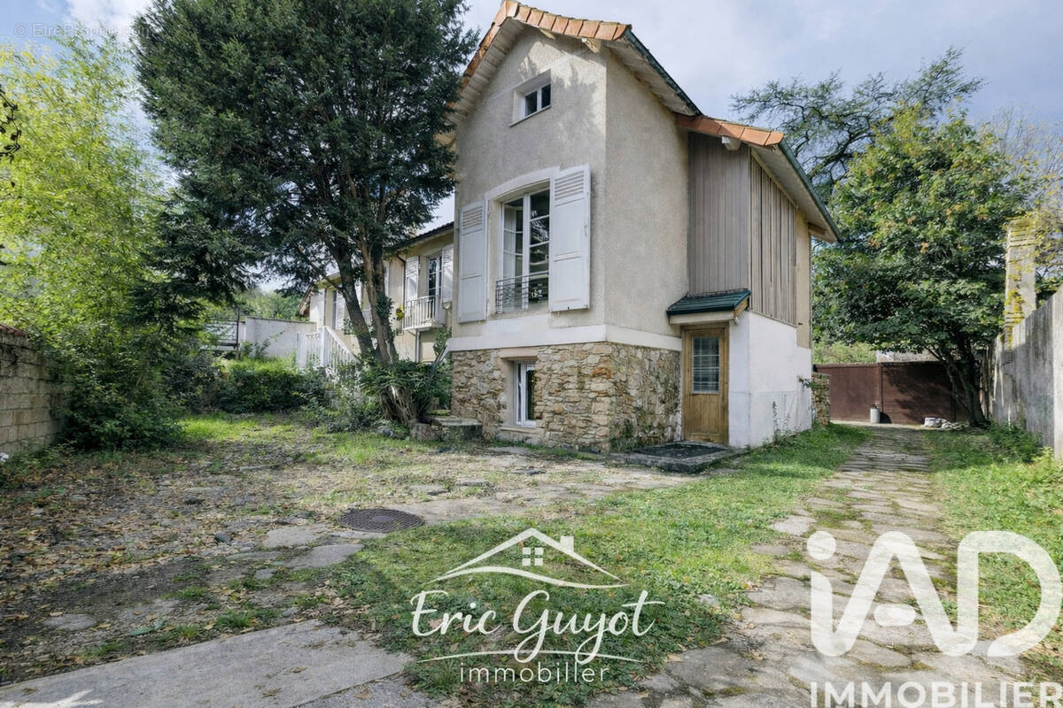 Photo 1 - Maison à LE PLESSIS-TREVISE
