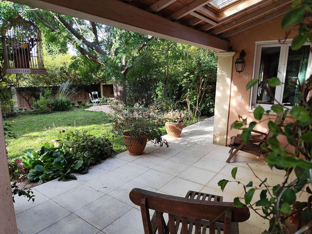 Maison à JONQUIERES