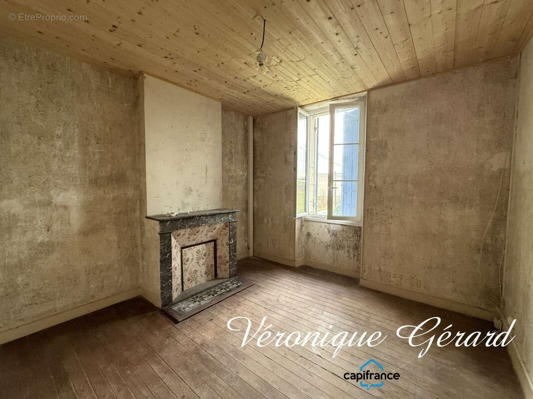 Ensemble immobilier de 300M² 11 pièces sur environ 2976 M² - photo 11