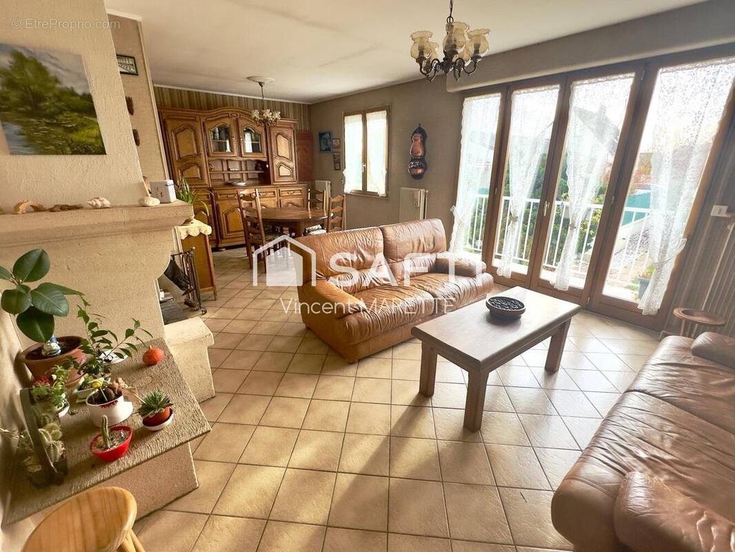 Photo 1 - Maison à SAINT-LEU-D&#039;ESSERENT