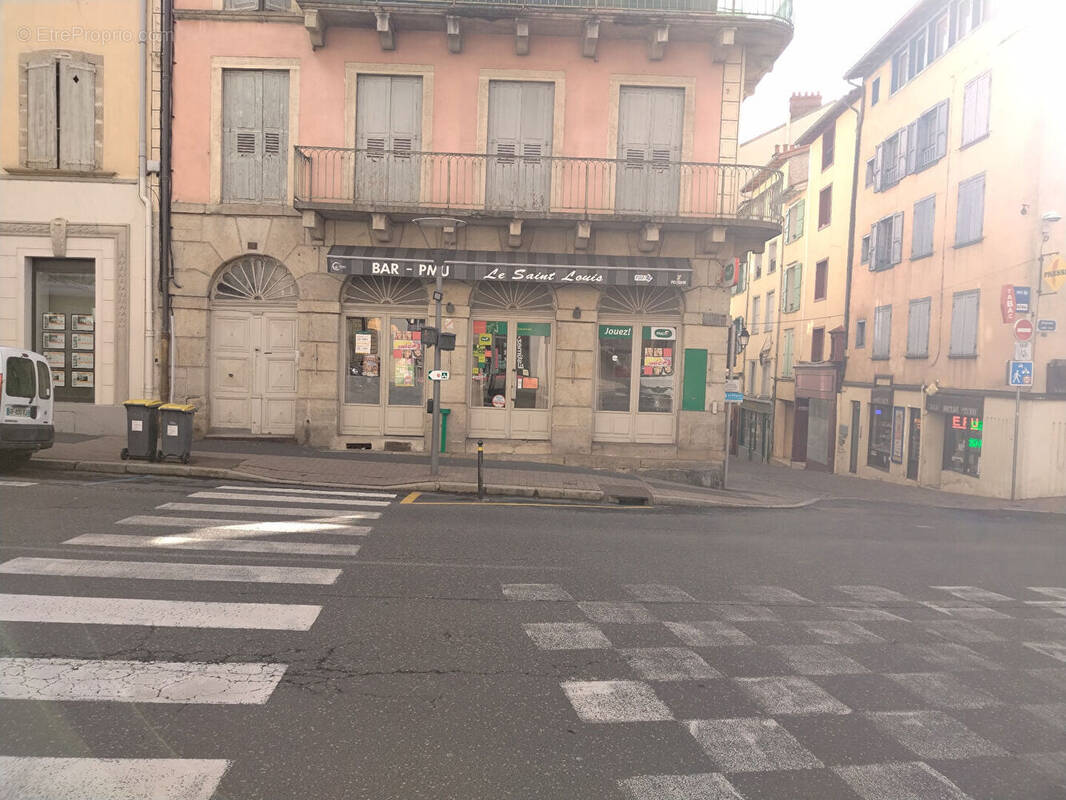 Commerce à LE PUY-EN-VELAY