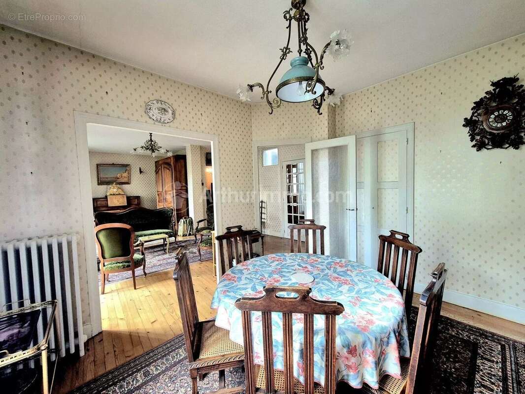 Maison à CLERMONT-FERRAND