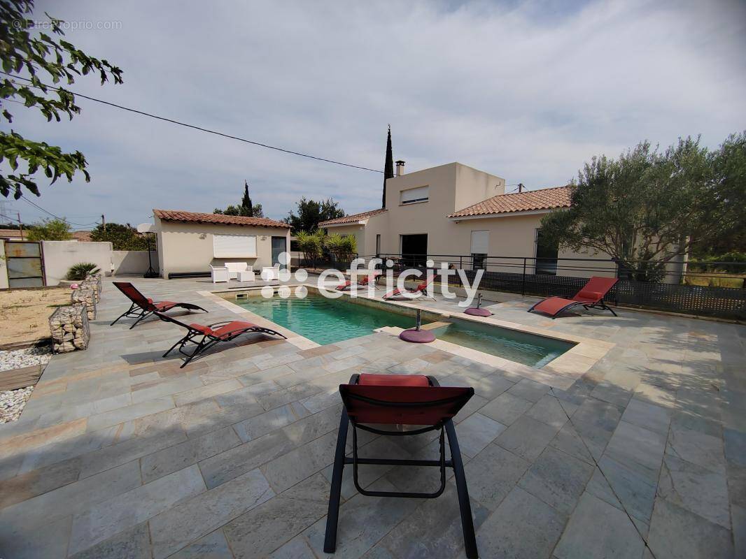 Maison à ROCHEFORT-DU-GARD