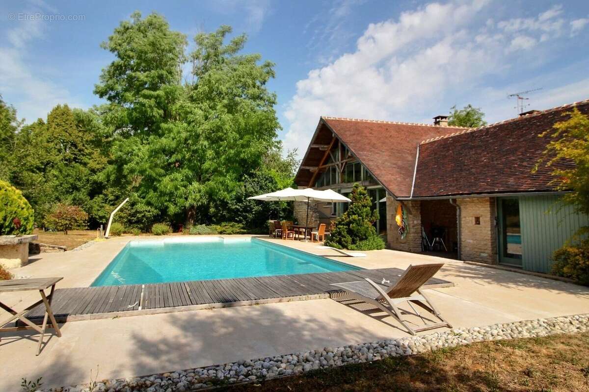 Maison à Etourvy  - photo 2