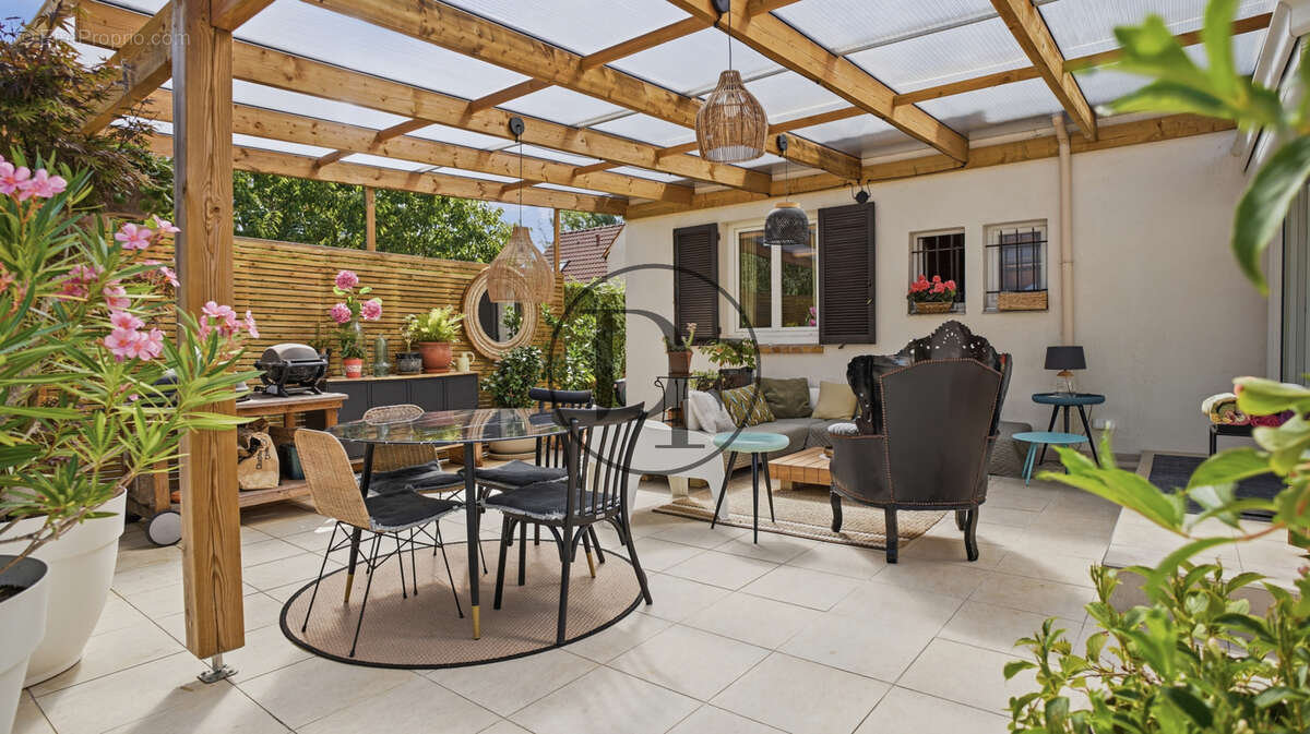 MAISON MONTIGNY-SUR-LOING - 190 M2 avec sous sol total et piscine - photo 20