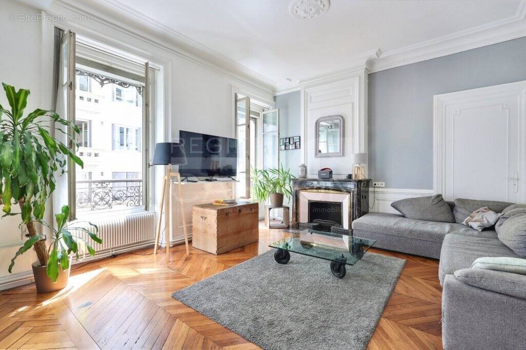 Appartement à LYON-6E