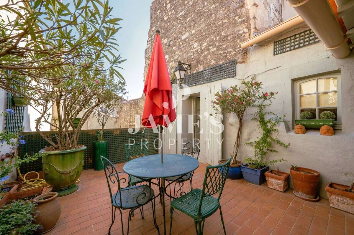 Appartement 130 m² à Saint-Remy-De-Provence  - photo 4