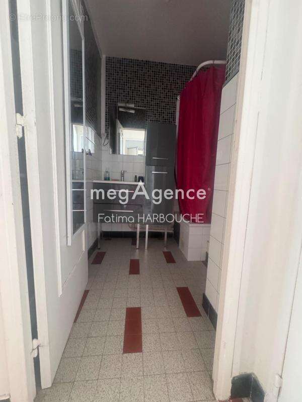 À Vendre : Appartement T3 – 56 m² – Le Chambon-Feugerolles - photo 6