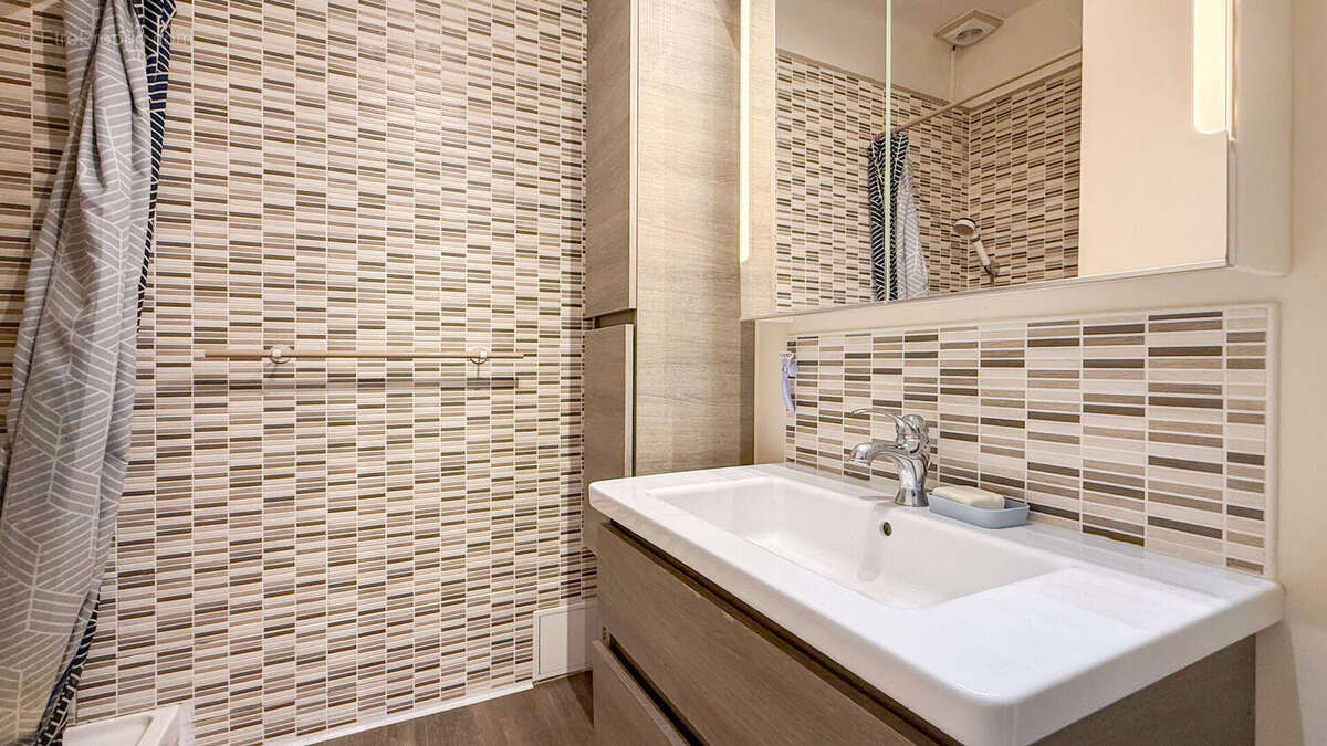 Appartement à NANTERRE