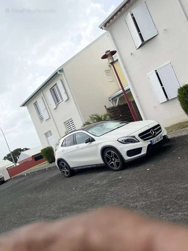 Appartement à BAIE-MAHAULT