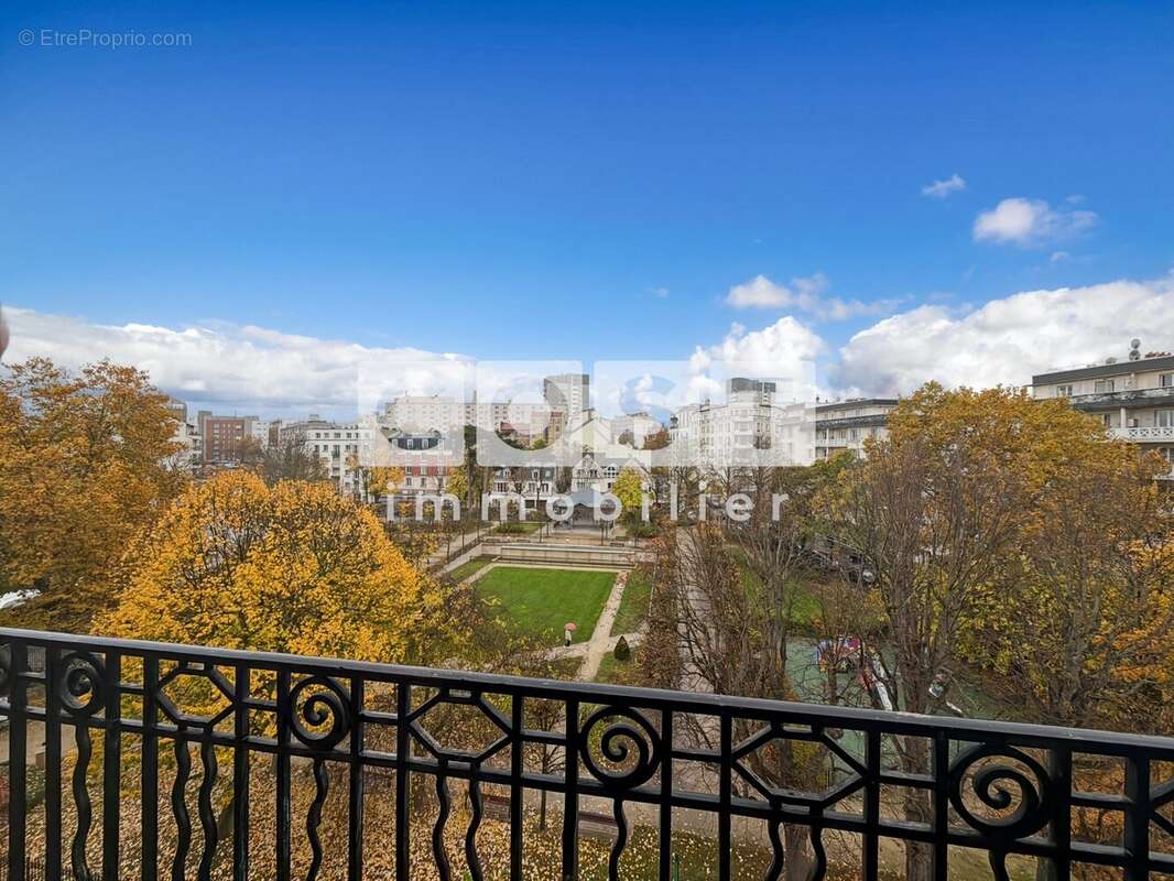 Appartement à COLOMBES