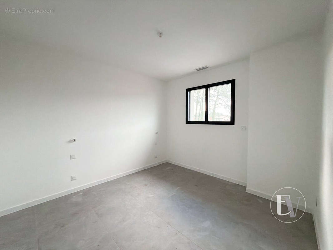 Maison à GUJAN-MESTRAS