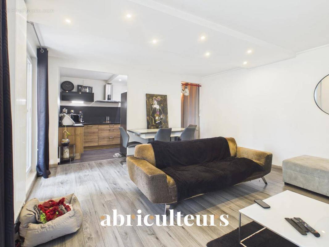 Appartement à AIX-EN-PROVENCE
