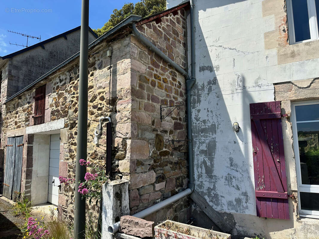 Maison à FREHEL