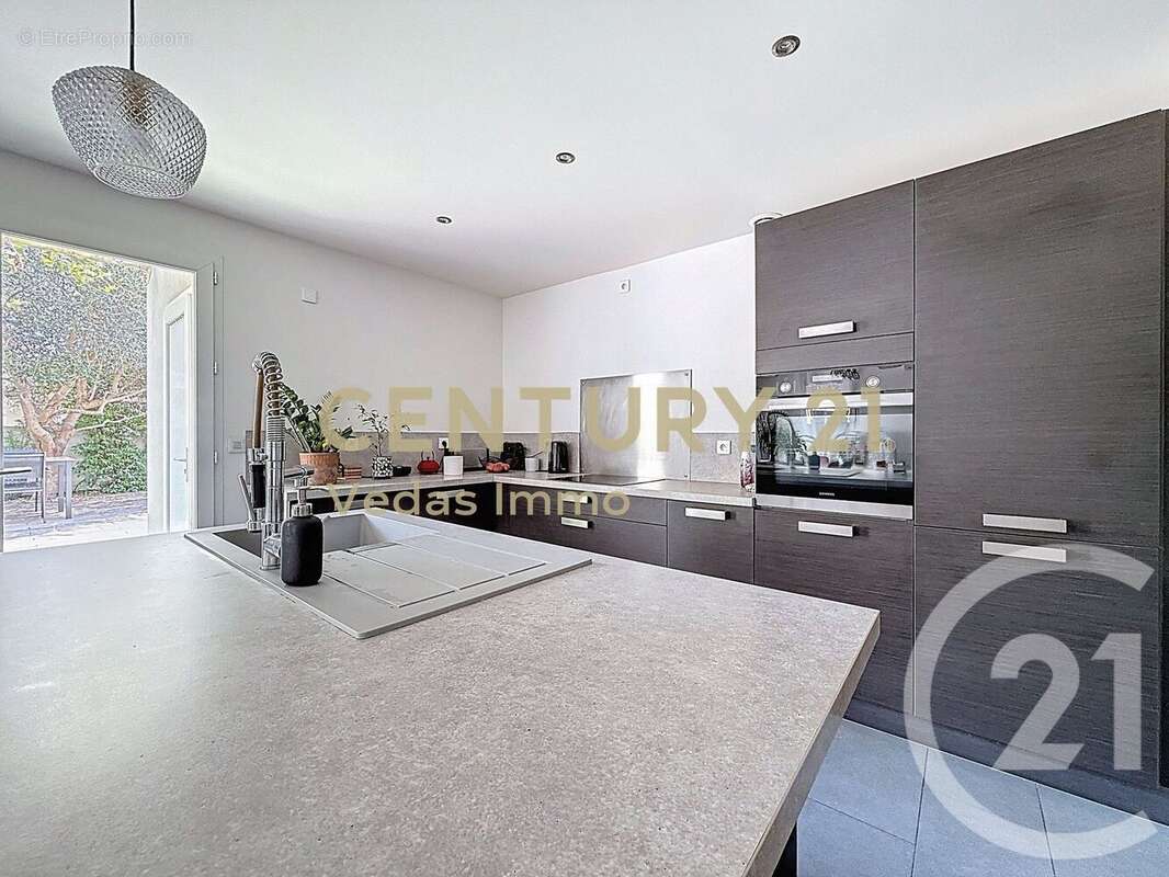 Maison à VENDARGUES