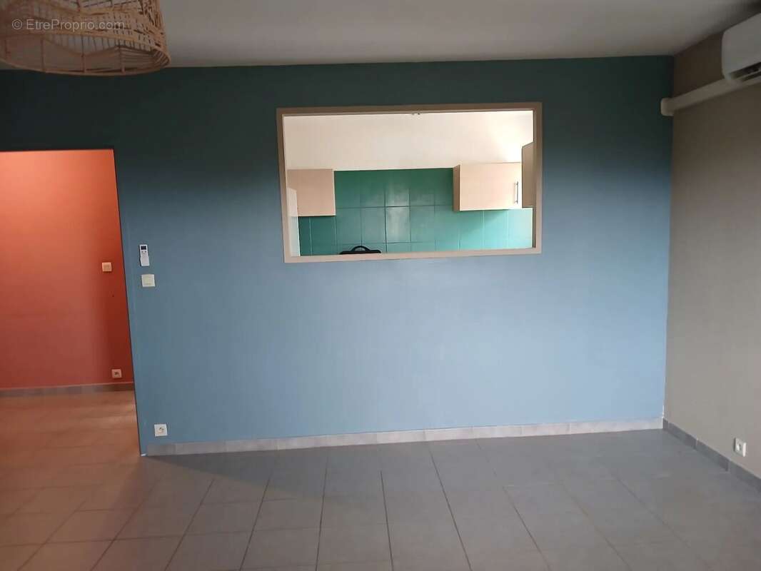 Appartement à CLAVETTE