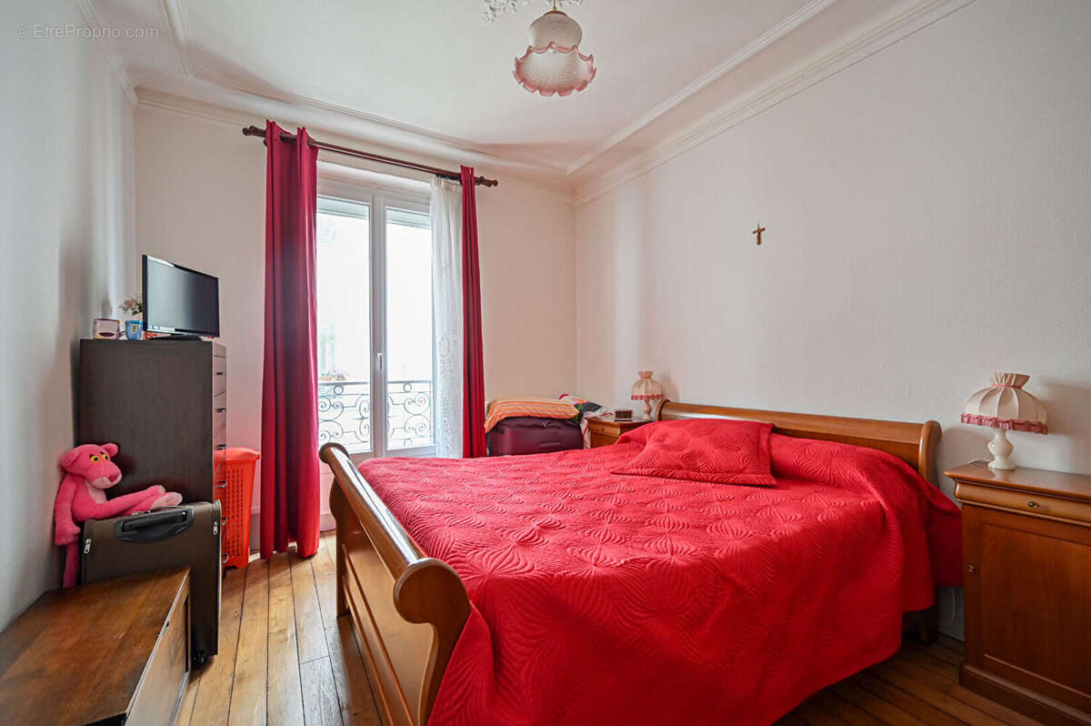 Appartement à PARIS-18E