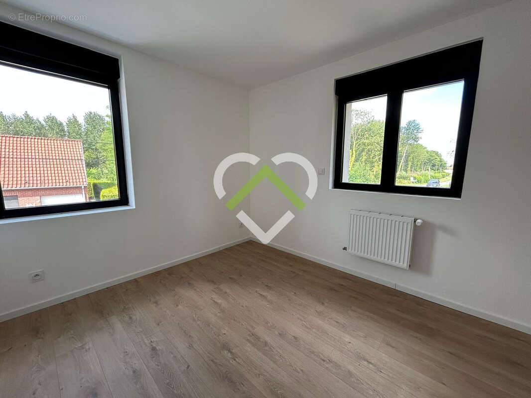 Superbe maison familiale entièrement rénovée au coeur du village prisé de VERLINGHEM - photo 9
