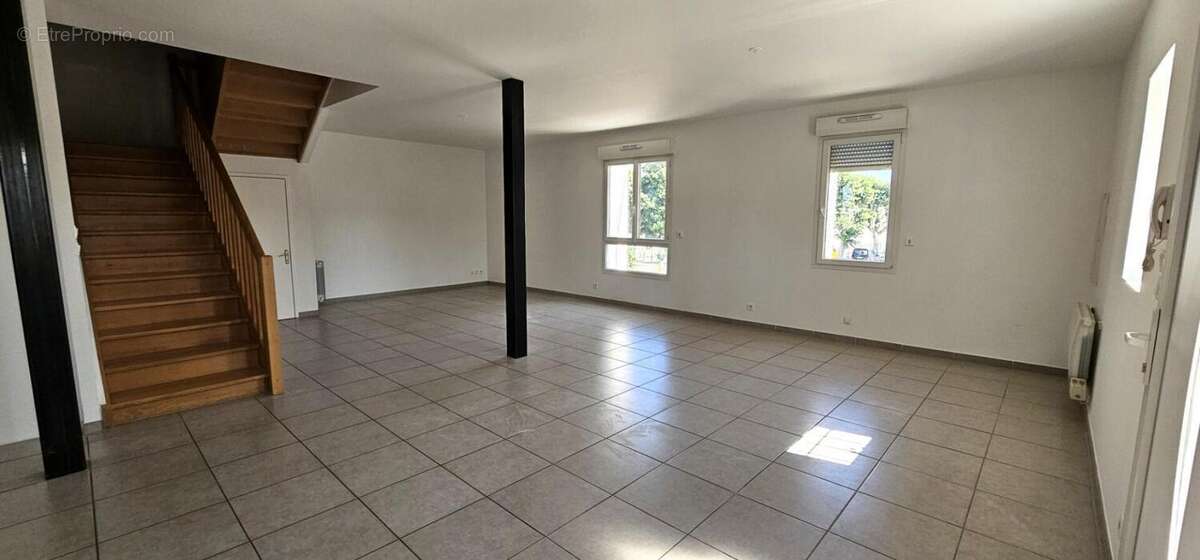Appartement à MONTELIMAR