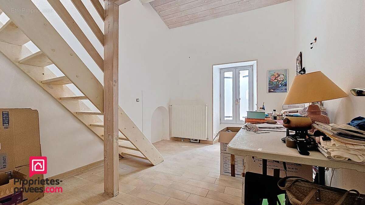 Maison à BOURCEFRANC-LE-CHAPUS