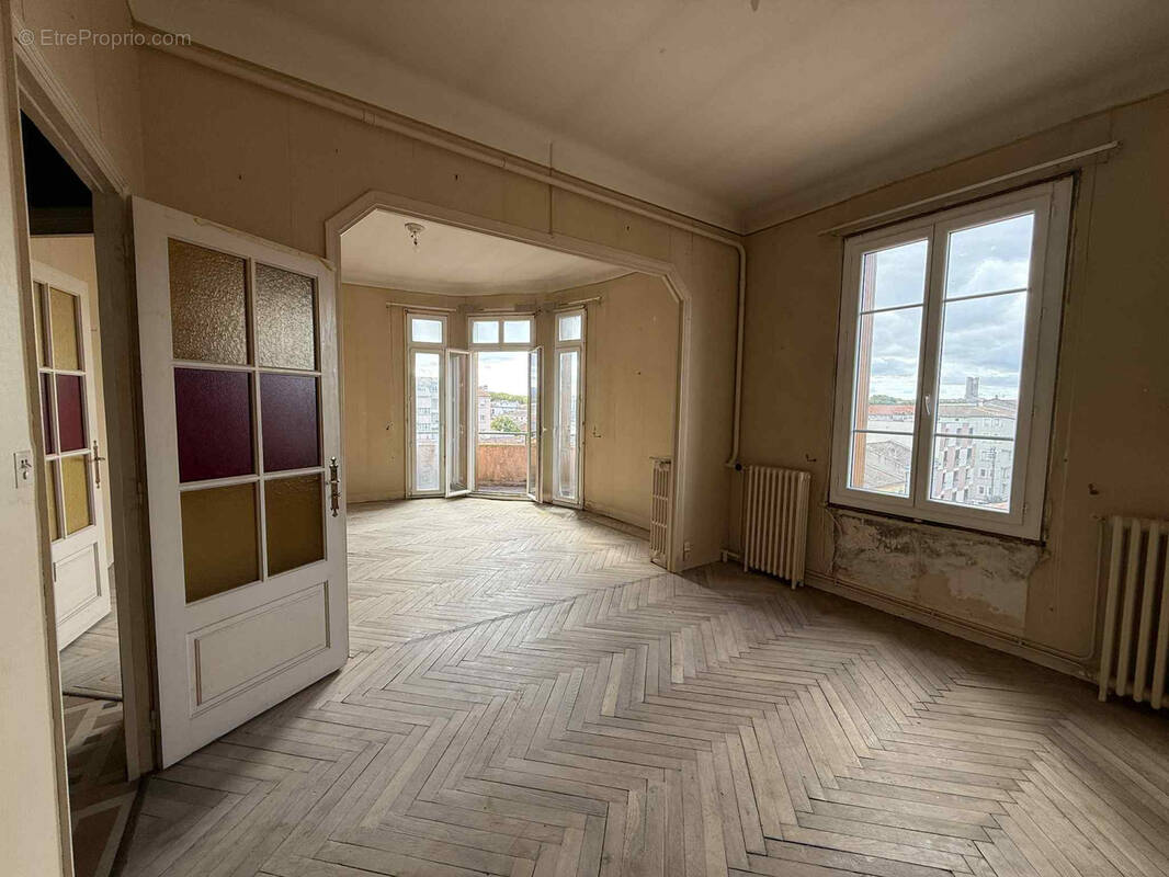 Appartement à CARCASSONNE