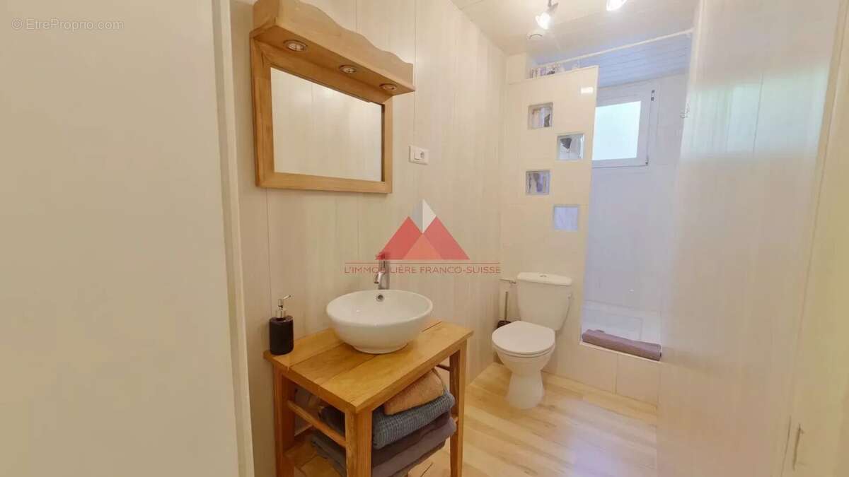 Appartement à DOUCIER