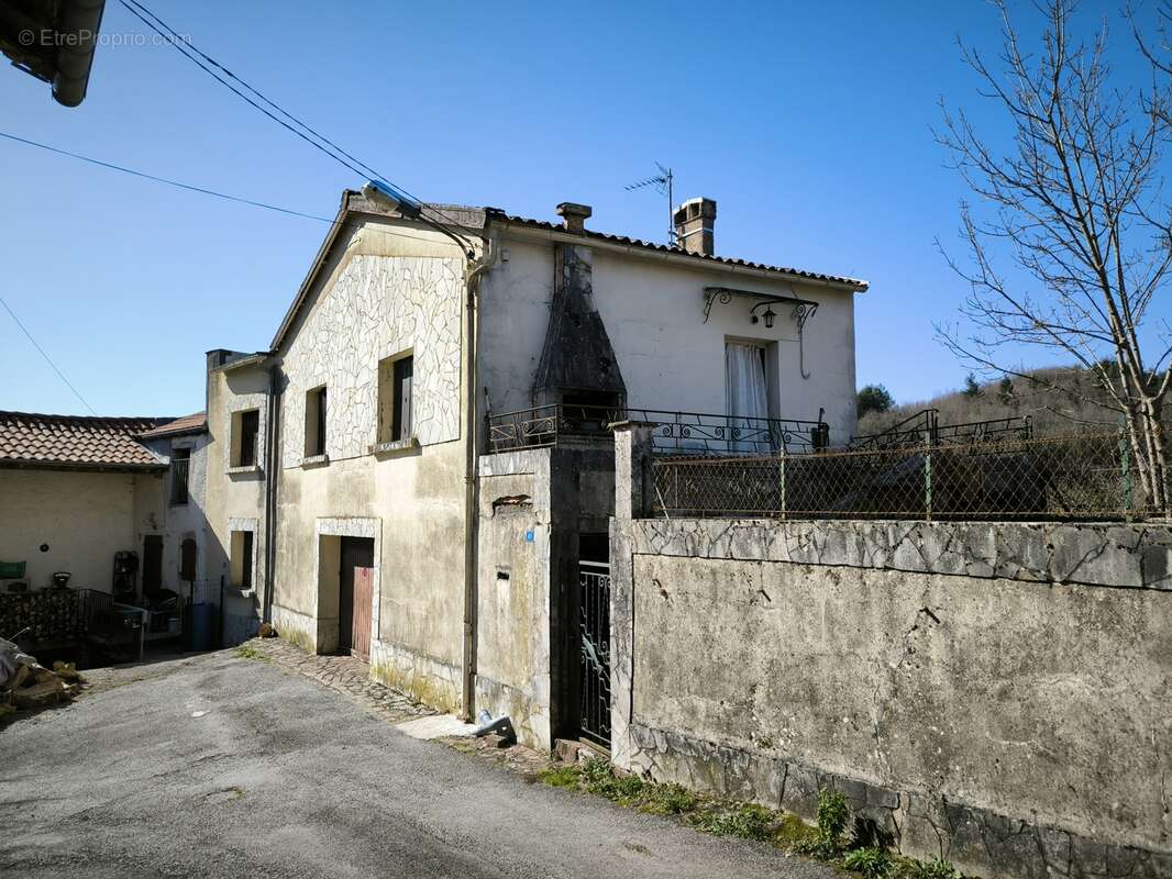 Maison à MONTAGNOL