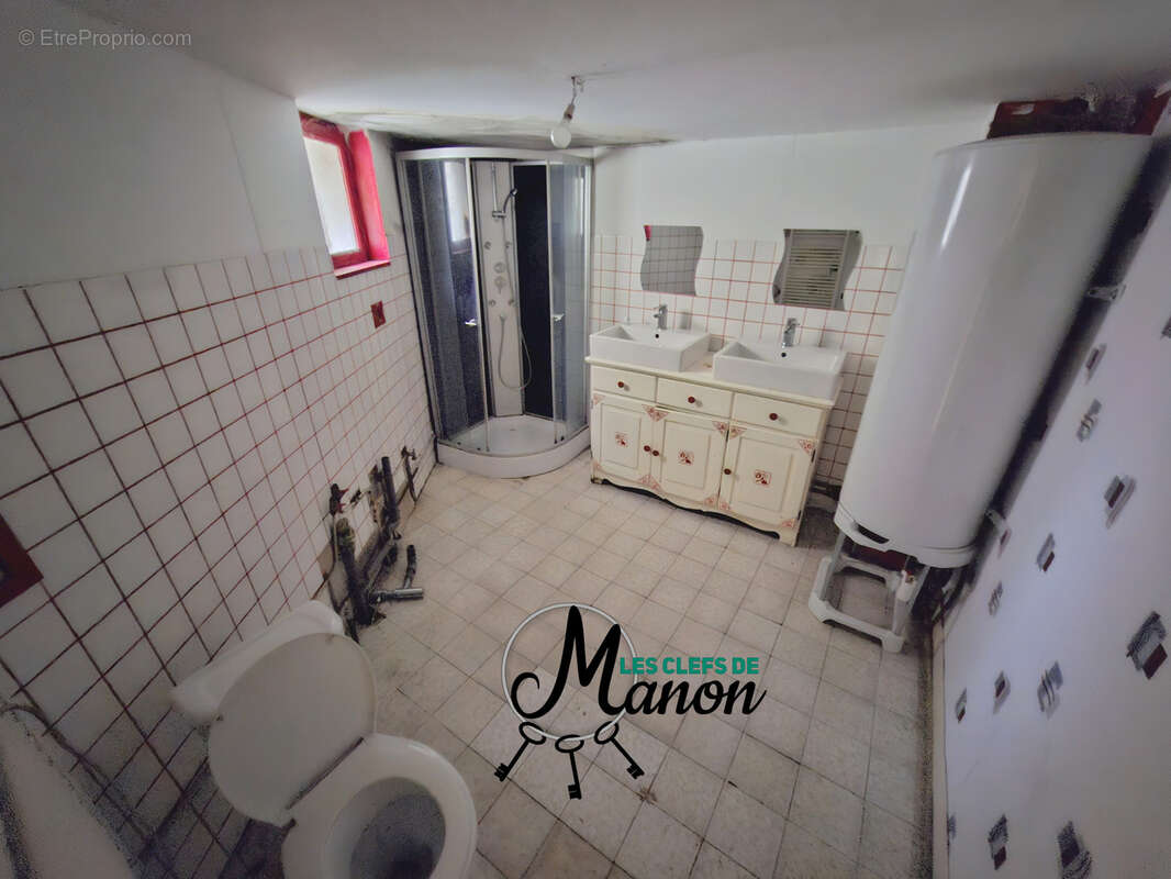 Maison à SAINT-LEGER-LA-MONTAGNE