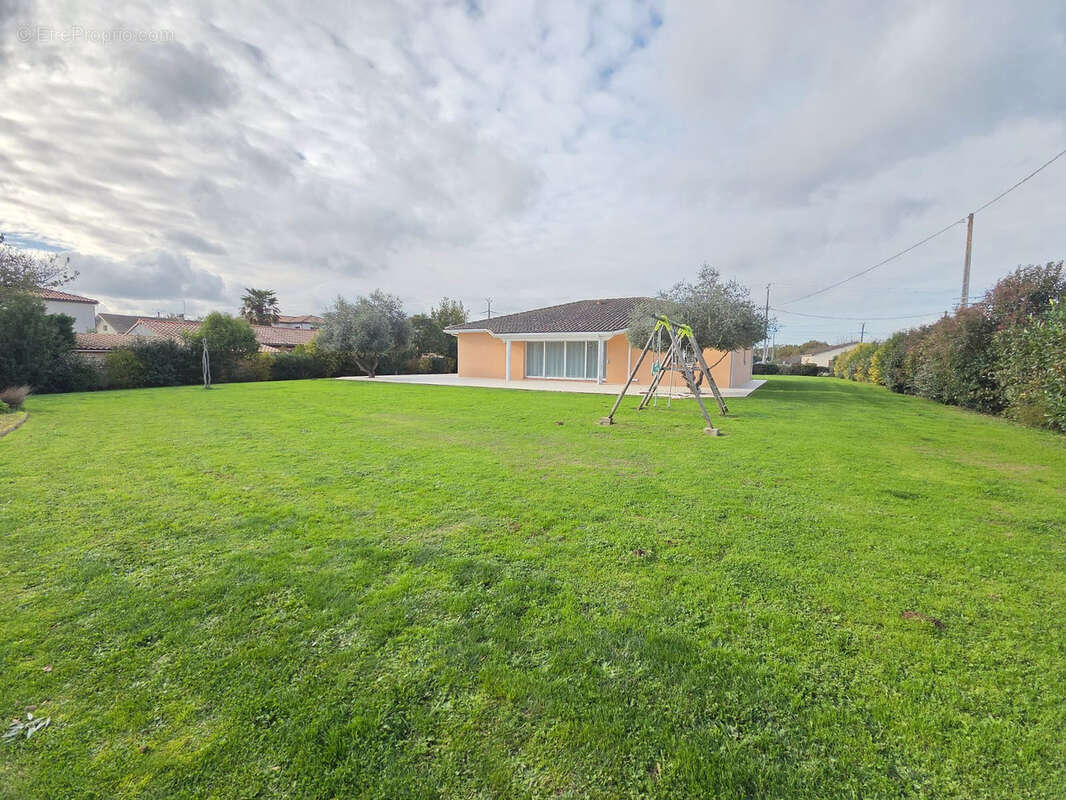 Maison à SAINT-JORY