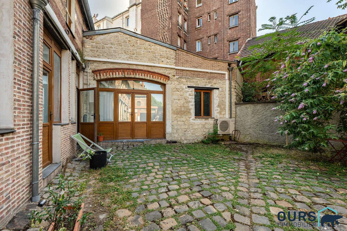 Appartement à SAINT-DENIS