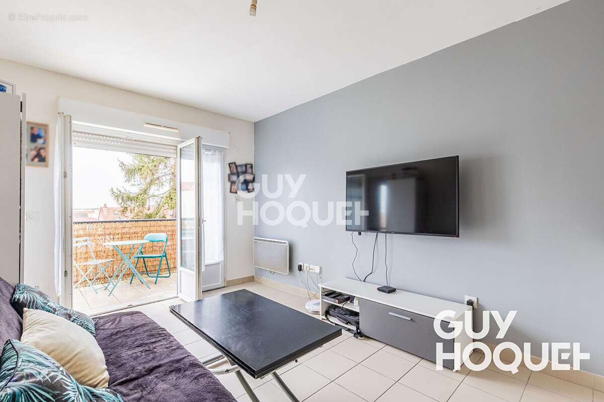 Appartement à PARAY-VIEILLE-POSTE