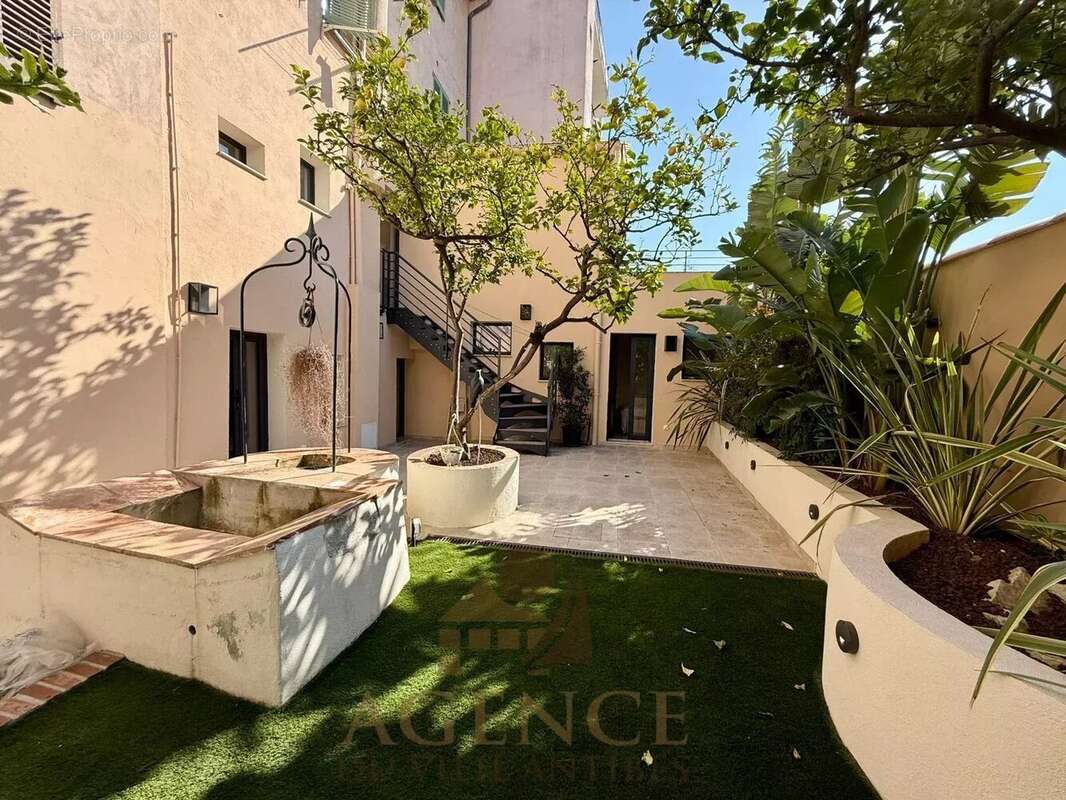 Vieil Antibes REZ-DE-JARDIN 107m2 - photo 15