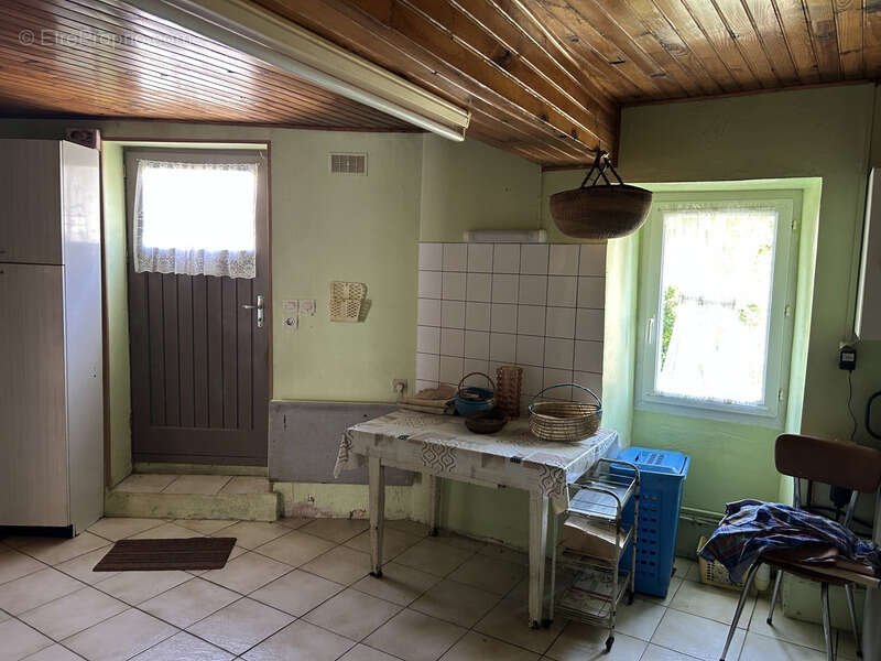 Maison à PAMPROUX